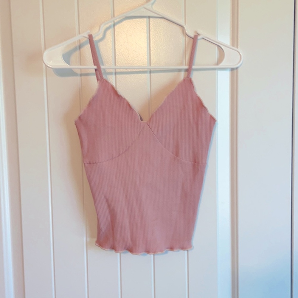 Light pink crop tank top